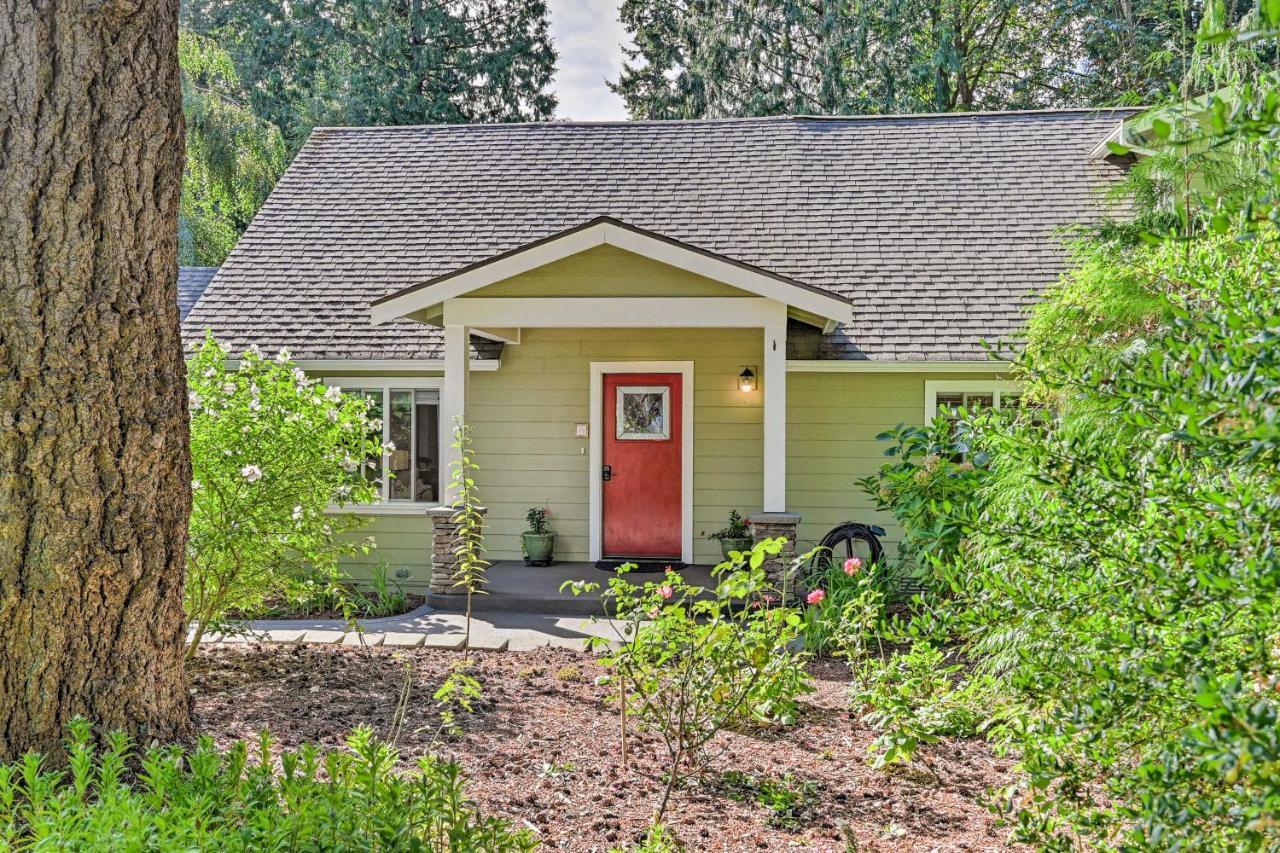 Family-Friendly Kirkland Home About 1 Mi To Downtown Экстерьер фото